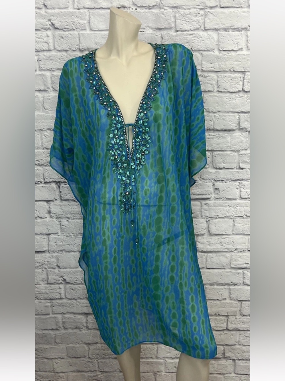 NATURAL IMPRESSIONS BLUE & GREEN TIE DYE PRINT BEADED COVER UP ONE SIZE